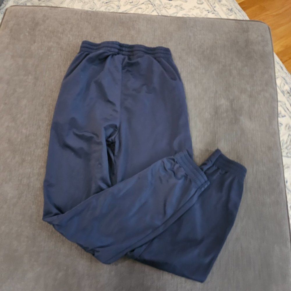 Jordan Big Kids Navy Blue Essential Woven Running Pants Size XL - Picture 3 of 5